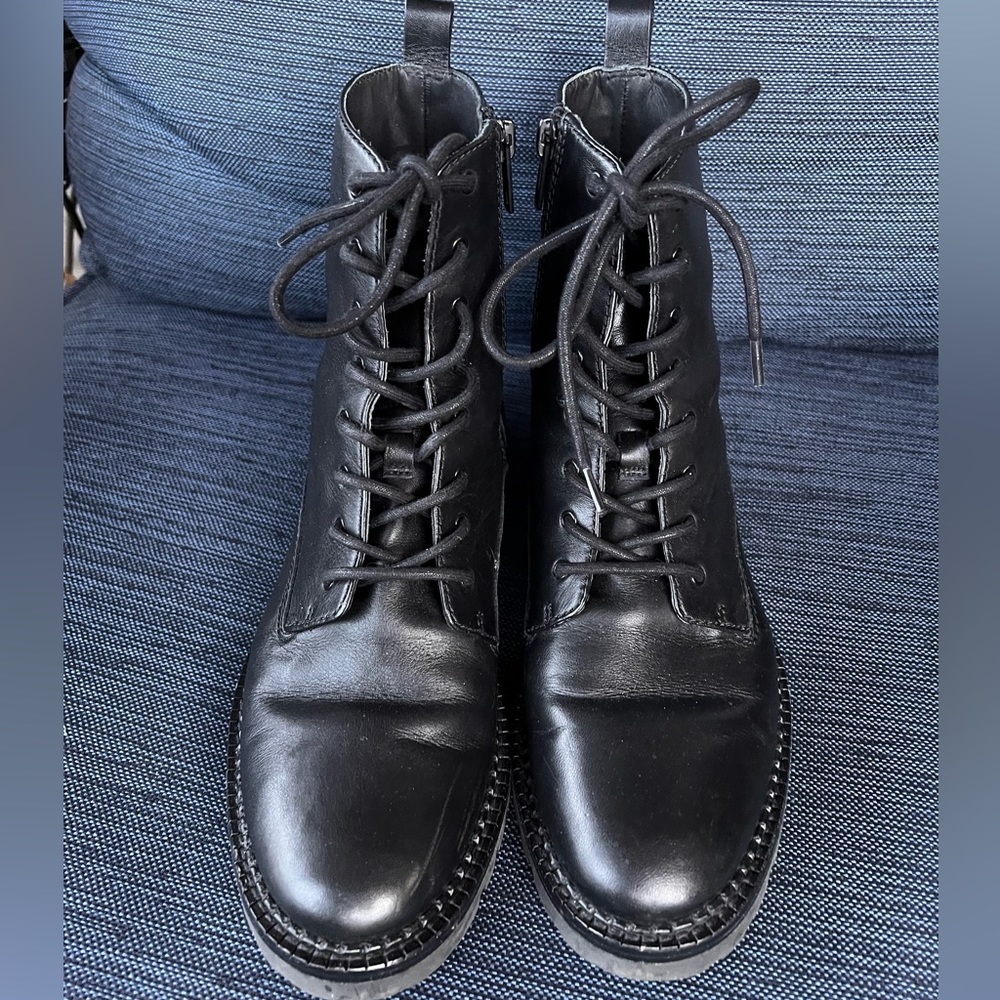 VINCE WOMENS BLACK LEATHER BOOTS  WITH ZIPPER SIZE 7.5 - Picture 7 of 16